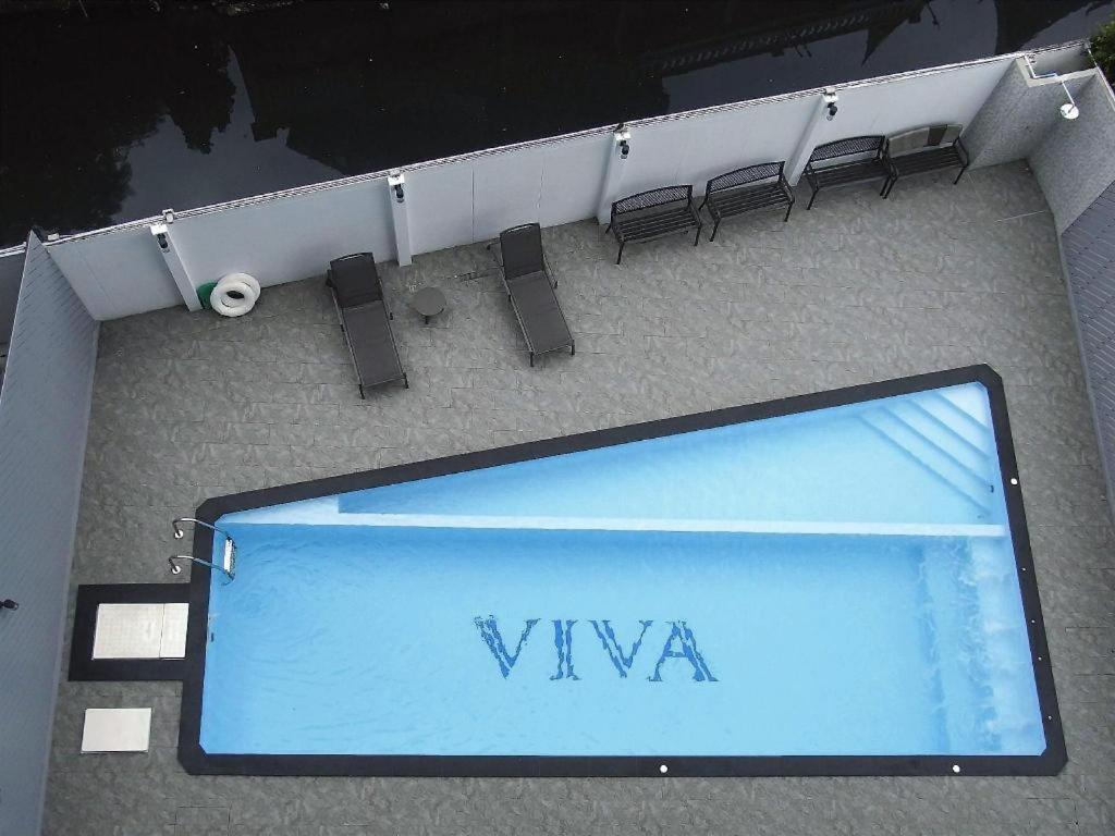 Viva 4*